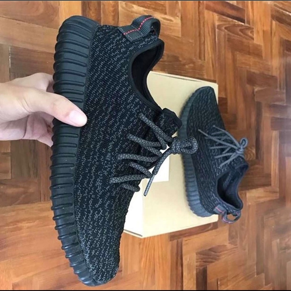 YEEZY 350 “PIRATE BLACK” 2016 - Picture 2 of 6